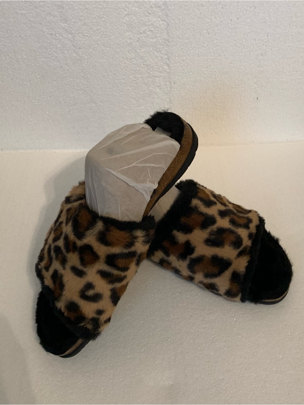 Earth Leopard-Print Faux Fur Slide Slippers in black and brown size 11